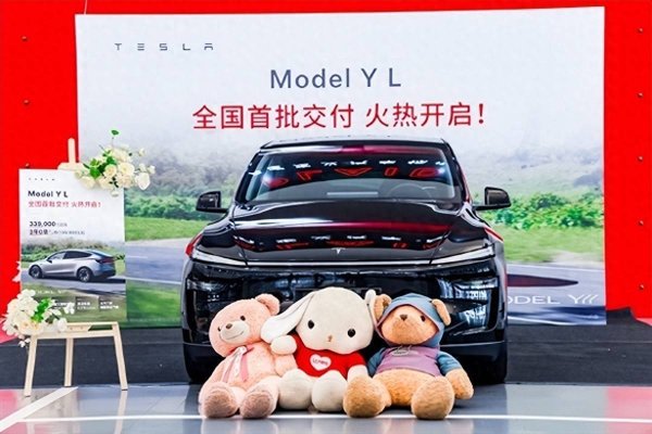 对对配 特斯拉Model Y L日均销万？车圈疯传的 ＂爆款神话＂ 遭博主怀疑